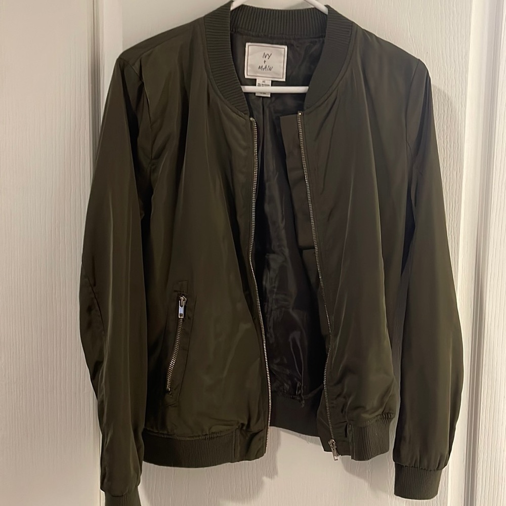 Bomber jacket